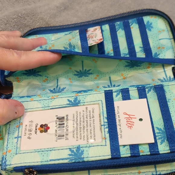 Lug Whirly RFID Wristlet Wallet - Azure Blue - NEW - Picture 10 of 15